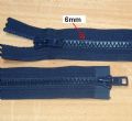 Klik her for at se flere billeder og f� mere information om varen:&nbsp; Lynlås - 2vejs. 6mm - Marine Blå (DELBAR)