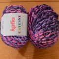 Klik her for at se flere billeder og f� mere information om varen:&nbsp; 9356 - Cayenne - Pink/Lilla/Grå meleret - 50g 1ng. *UDGÅR*
