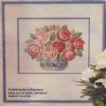 Klik her for at se flere billeder og f� mere information om varen:&nbsp; 05-95 Mønster: Brodere Roser i Krukke 20x27cm