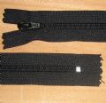 Klik her for at se flere billeder og f mere information om varen:  Lynlås - Spiral 4+6mm - Sort *SE STR.*