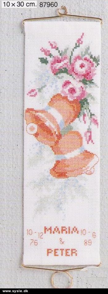 Hv 10-91-70: Mønster: 3 fors. bryllupsstrenge m. klokker 10x30cm *org*