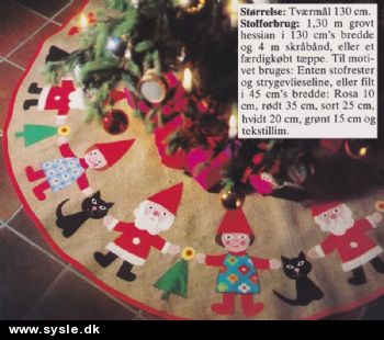 Ao 70-77-42: Mønster: Sy Juletræstæppe med nisser ø:130cm *org*.