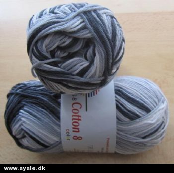 0010 - Cotton 8/4 - Sort/grå Meleret - 50g 1ng.