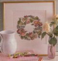 Klik her for at se flere billeder og f mere information om varen:  Uh 39-95-14:(2) Mønster: Brodere Krans med roser 20x20cm *org*