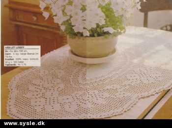 Sysle.dk Håndarbejdsbutik: 52-94-76 Mønster: Hæklet oval dug 58x100cm *org* - MØNSTER: Strik/Hækl, Duge og Løber - Hæklet*, Ovale duge