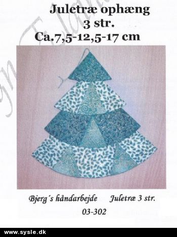 Bj 03-0302/: Mønster: sy juletræ til ophæng i 3 str. *org*