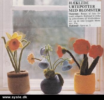 Fe 43-xx-48 Mønster: Hæklede blomster i vase *org*