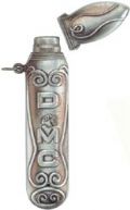 Klik her for at se flere billeder og f� mere information om varen:&nbsp; DMC Nåleetui i metal - 6cm 1stk.